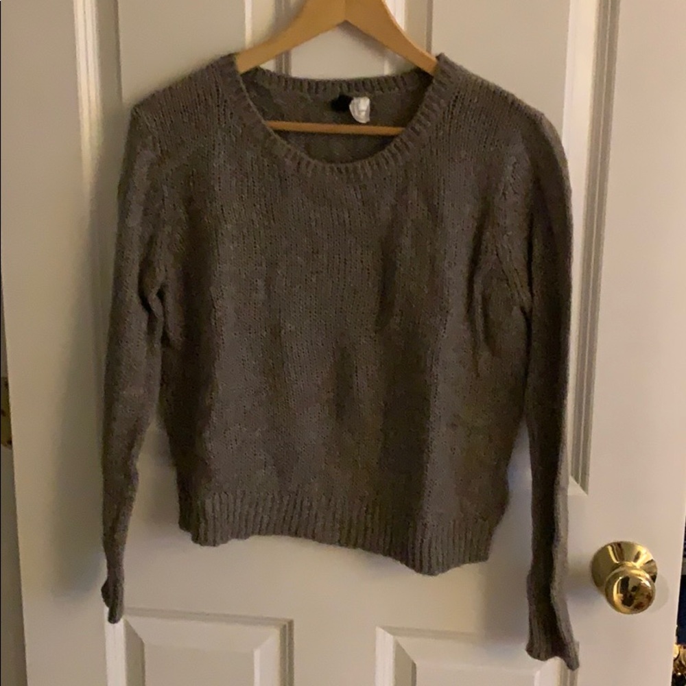 gray sweater